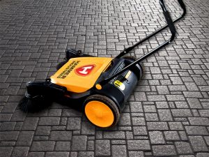 Manual Road Sweeper
