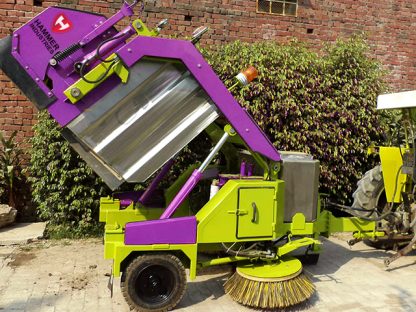 Mechanical Street Sweeper - Image 4